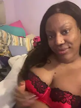 Snapshot of LavenderBuxton chatting on 01-04-25, 07:34 LavenderBuxton online show from 01-04-25, 07:34