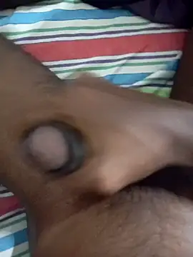 Snapshot of tharu111111 chatting on 01-21-25, 05:41 tharu111111 online show from 01-21-25, 05:41