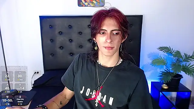 Snapshot of andreey50 chatting on 12-13-25, 08:58 andreey50 online show from 12-13-25, 08:58