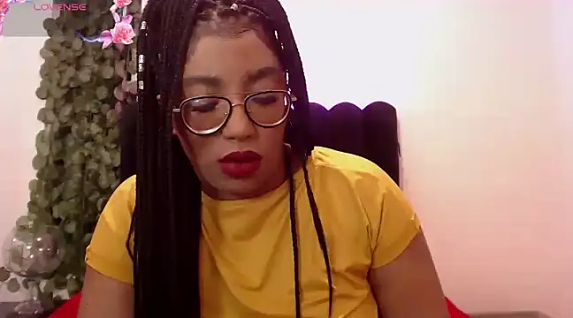 Snapshot of AmyBriiggs chatting on 02-01-25, 04:35 AmyBriiggs online show from 02-01-25, 04:35