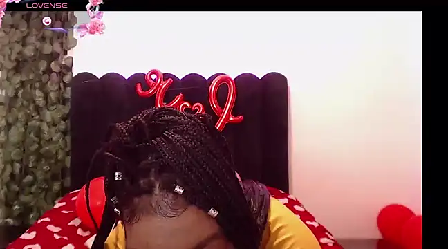 Snapshot of AmyBriiggs chatting on 02-15-25, 05:19 AmyBriiggs online show from 02-15-25, 05:19