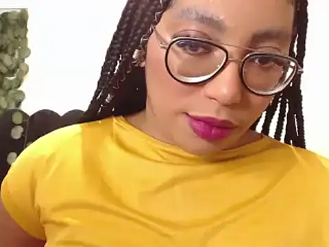 Snapshot of AmyBriiggs chatting on 11-04-25, 04:00 AmyBriiggs online show from 11-04-25, 04:00