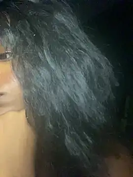 Snapshot of Zizi-campbel chatting on 02-03-25, 03:31 Zizi-campbel online show from 02-03-25, 03:31