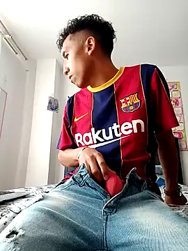 Snapshot of Alex-col chatting on 12-29-24, 07:22 Alex-col online show from 12-29-24, 07:22