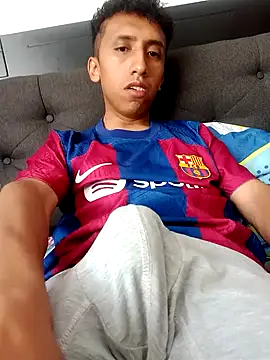 Snapshot of Alex-col chatting on 01-27-25, 09:22 Alex-col online show from 01-27-25, 09:22