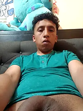 Snapshot of Alex-col chatting on 10-14-25, 06:36 Alex-col online show from 10-14-25, 06:36