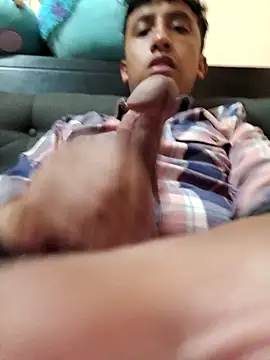 Snapshot of Alex-col chatting on 03-06-26, 09:22 Alex-col online show from 03-06-26, 09:22