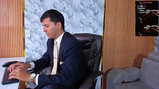 Hideintheoffice online show from 09-20-25, 10:11