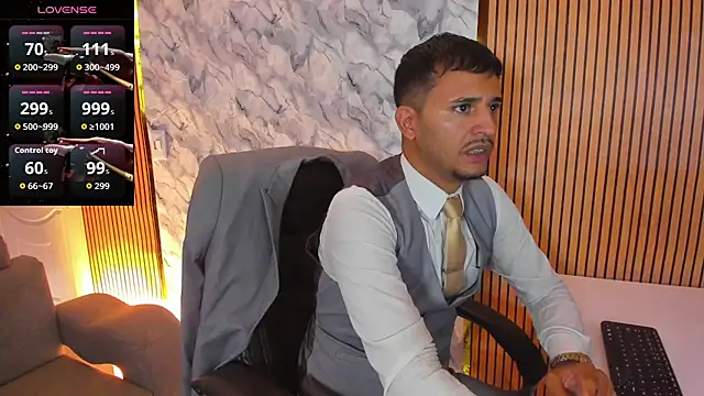 Hideintheoffice online show from 10-24-25, 09:11