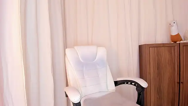 Maddy bennet online show from 01-17-25, 08:11