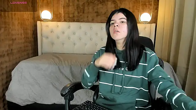 Maddy bennet online show from 03-19-25, 08:55