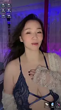 baobaomiqi linger online show from 09-26-25, 04:22