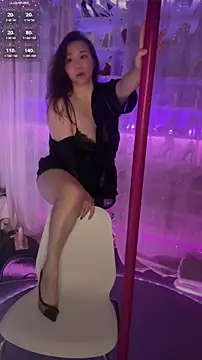 baobaomiqi linger online show from 09-27-25, 04:34