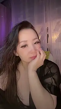 baobaomiqi linger online show from 10-23-25, 04:17