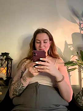 MayaMystic online show from 11-18-25, 11:36