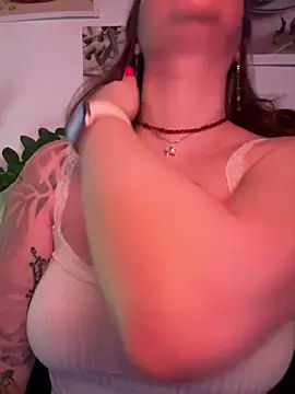 Snapshot of MayaMystic chatting on 03-03-26, 03:07 MayaMystic online show from 03-03-26, 03:07