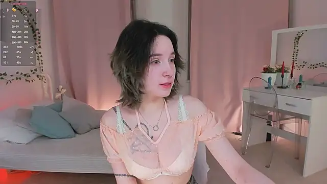 Snapshot of lilithlunna chatting on 02-04-25, 04:08 lilithlunna online show from 02-04-25, 04:08