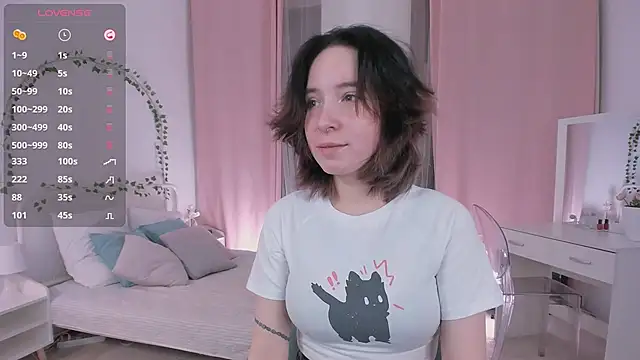 Snapshot of lilithlunna chatting on 02-26-25, 10:09 lilithlunna online show from 02-26-25, 10:09