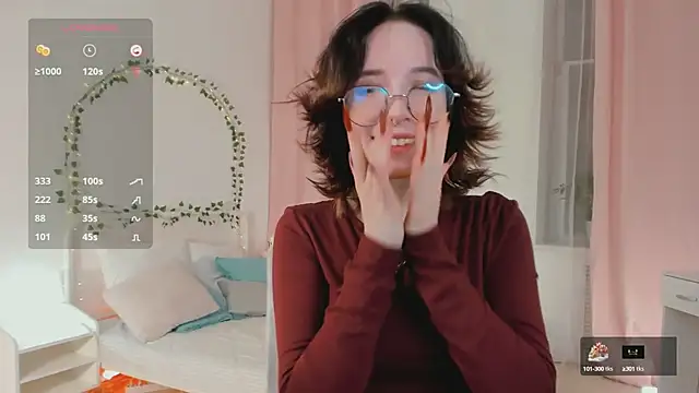 Snapshot of lilithlunna chatting on 02-28-25, 07:25 lilithlunna online show from 02-28-25, 07:25