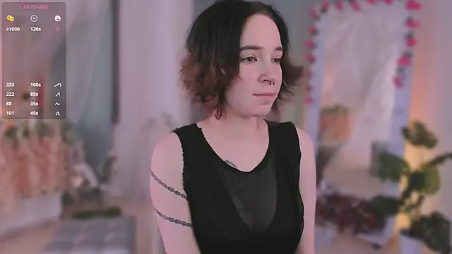 Snapshot of lilithlunna chatting on 03-13-25, 04:56 lilithlunna online show from 03-13-25, 04:56