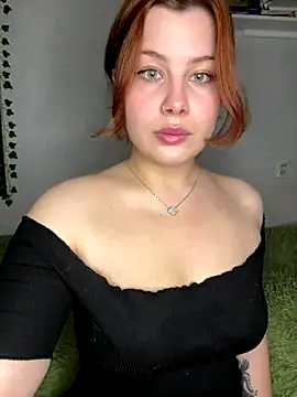 Snapshot of AmmyRich1 chatting on 09-22-25, 04:58 AmmyRich1 online show from 09-22-25, 04:58