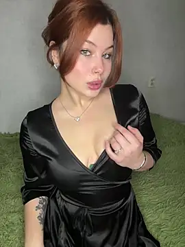 Snapshot of AmmyRich1 chatting on 09-25-25, 05:44 AmmyRich1 online show from 09-25-25, 05:44