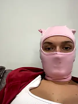 Nikki Hoee online show from 11-29-25, 06:44