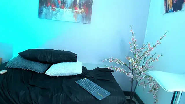 Snapshot of BrithanySummer chatting on 01-16-25, 02:19 BrithanySummer online show from 01-16-25, 02:19