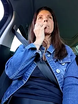 sansan2411 online show from 10-18-25, 02:07