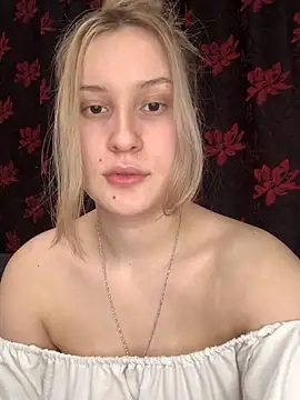 Snapshot of Sweet_white_chocolate chatting on 01-02-25, 07:29 Sweet white chocolate online show from 01-02-25, 07:29