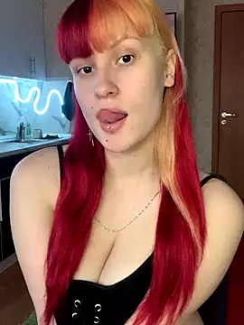 Snapshot of Sweet_white_chocolate chatting on 10-02-25, 07:04 Sweet white chocolate online show from 10-02-25, 07:04