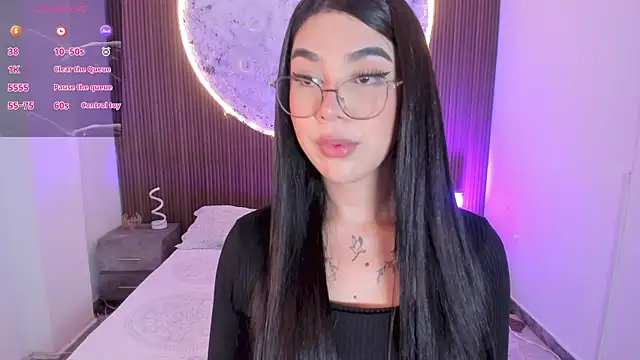 RoseCassie online show from 07-16-26, 01:17