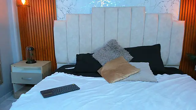 AinaraJimenez online show from 02-07-25, 09:47