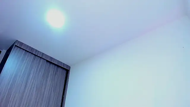 Sara Leblanc online show from 11-25-25, 12:38