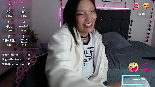 mia collens online show from 03-10-25, 06:59