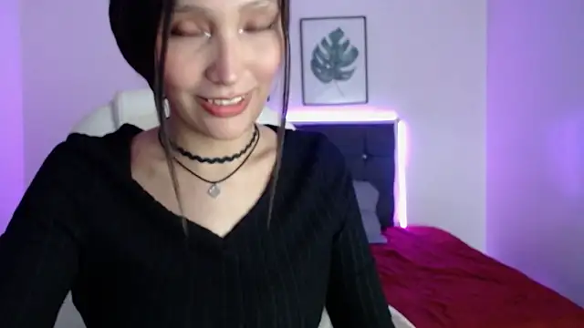 mia collens online show from 09-26-25, 03:32