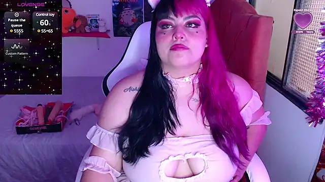 Pinky-Flower online show from 01-24-25, 03:55