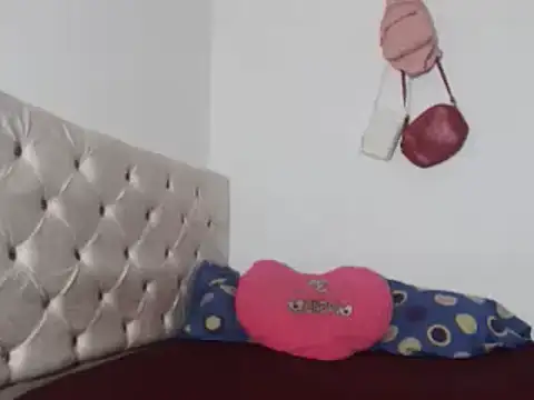 evaFiore online show from 02-04-25, 08:38