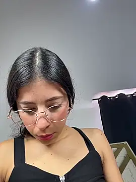 evaFiore online show from 06-25-26, 06:45