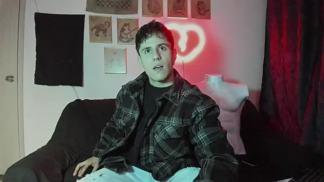 Snapshot of Antonello_Vannucci chatting on 01-02-25, 08:02 Antonello Vannucci online show from 01-02-25, 08:02