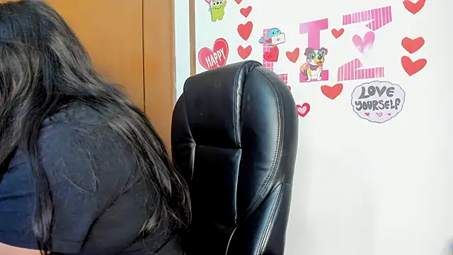 lizzie c online show from 03-04-25, 11:43