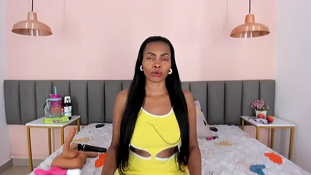 celeste smmith  online show from 02-07-25, 03:23