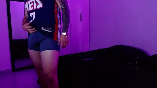 miia-liiam online show from 03-26-26, 05:35