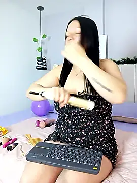 Snapshot of kattia_bk chatting on 01-10-26, 12:40 kattia bk online show from 01-10-26, 12:40