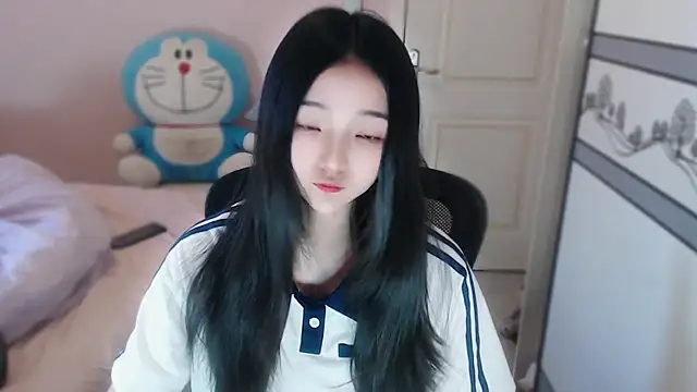 xiao-xiao-D online show from 12-14-25, 07:25