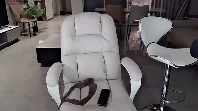 Irene--- online show from 03-09-25, 09:02