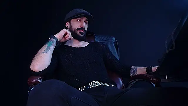 AxelColton online show from 11-30-25, 07:56