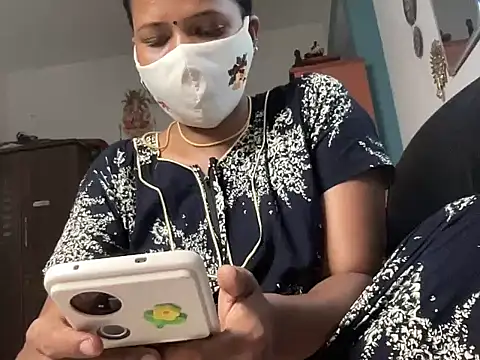 Tamil Sanjana  online show from 04-09-26, 03:17