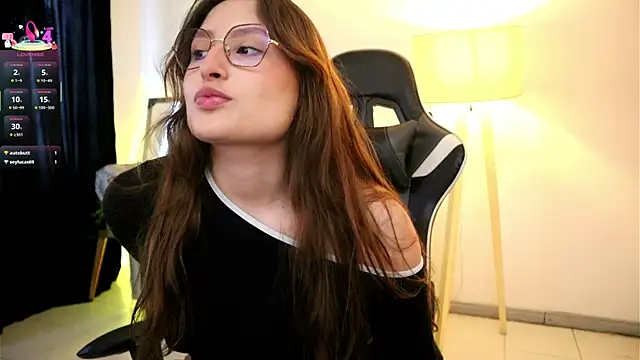 Daisha Riley online show from 10-07-25, 03:53