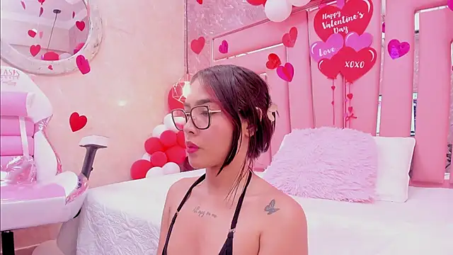 SEXY HOTTIE   online show from 02-20-25, 06:46